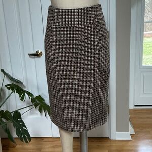 Azelhazelhazelhazelhaze. Long pencils skirt. Size Medium